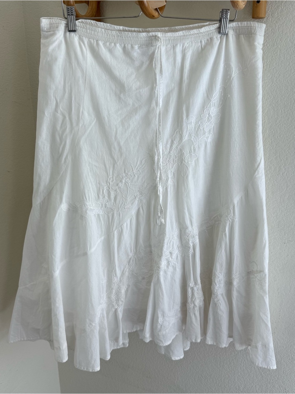 METRO WEAR Y2K Peasant Maxi midi Skirt White Floral Embroidery boho size L/XL
